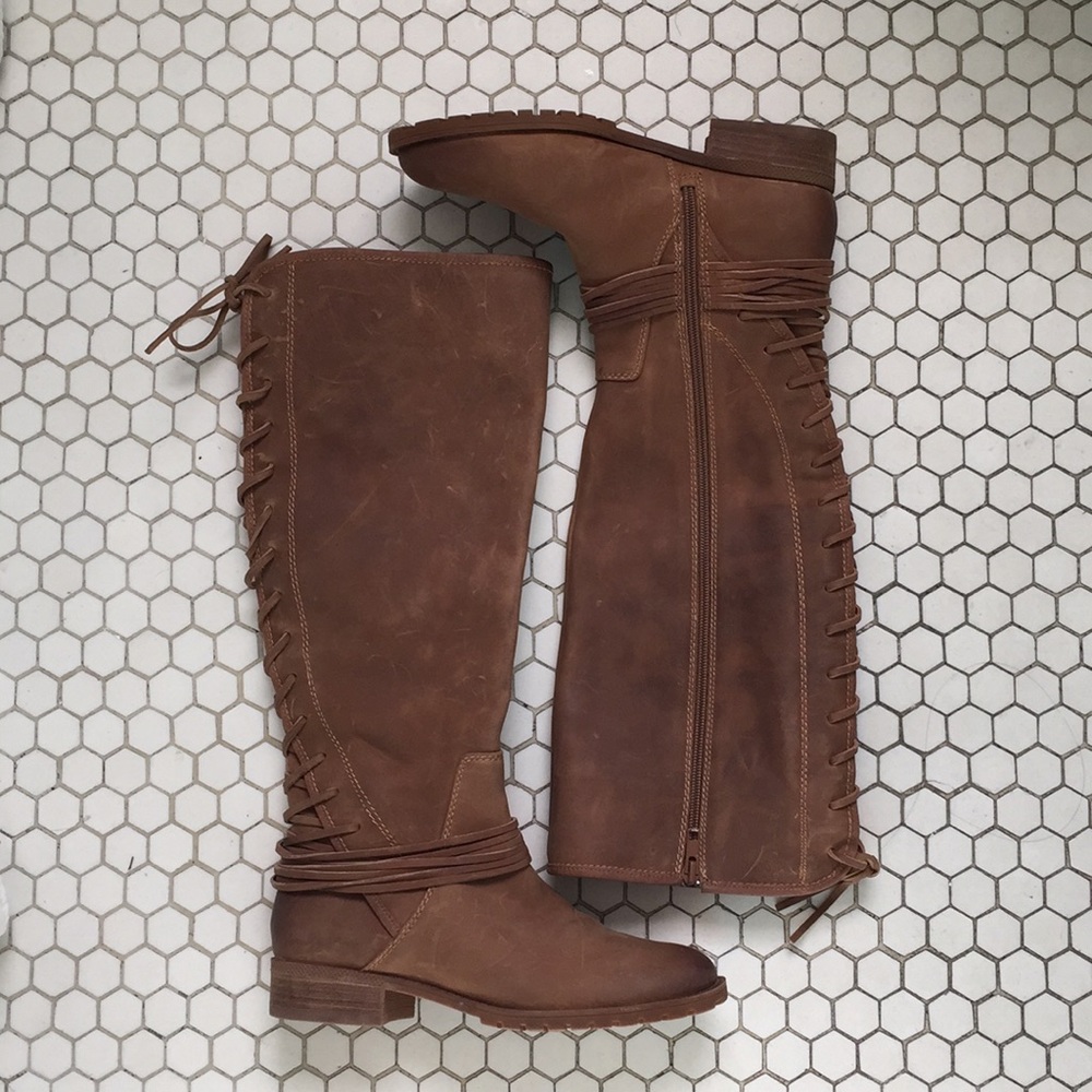 NWOT Alfred Chiang leather upper zip up lace back